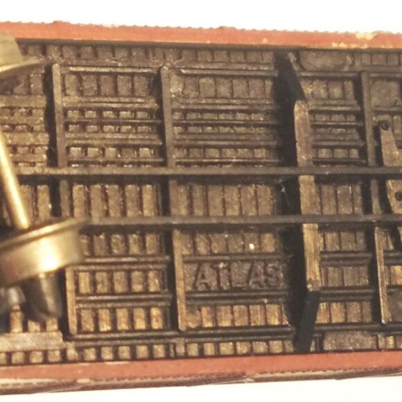 Atlas N Scale Train Union Pacific Gondola - Picture 10 of 10